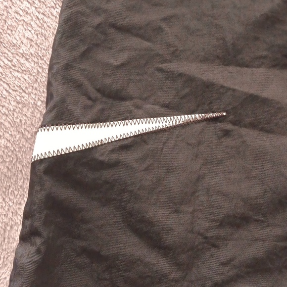 Nike Shorts Large Womens Swoosh Woven Loose Fit High Rise Black RSP: $50 - Picture 5 of 6